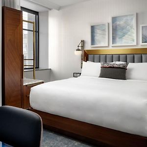 Studio 1 King Bed